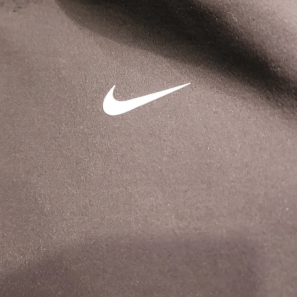 Nike Pro Dri Fit zippered hooded jacket - Picture 4 of 12